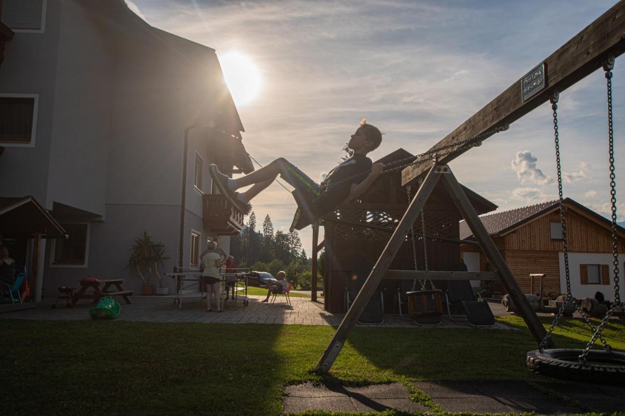 Chalets Und Apartments Hauserhof Nassfeld Schlanitzen ภายนอก รูปภาพ