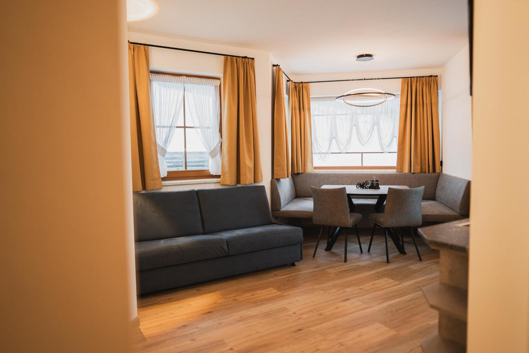 Chalets Und Apartments Hauserhof Nassfeld Schlanitzen ภายนอก รูปภาพ